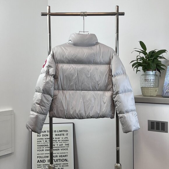 Canada Goose Silver Women' Puffer Jacket 23FW 2256M Cypress - Picture 2 of 6